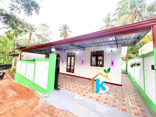 House for Sale in Weliveriya