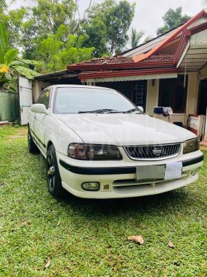 Nissan Sunny 1996