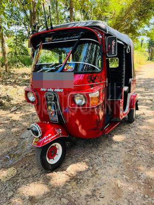 Bajaj Three Wheel 2014 - භාවිතා කරන ලද ත්‍රිරෝද රථය sale in Sri Lanka - patpat.lk