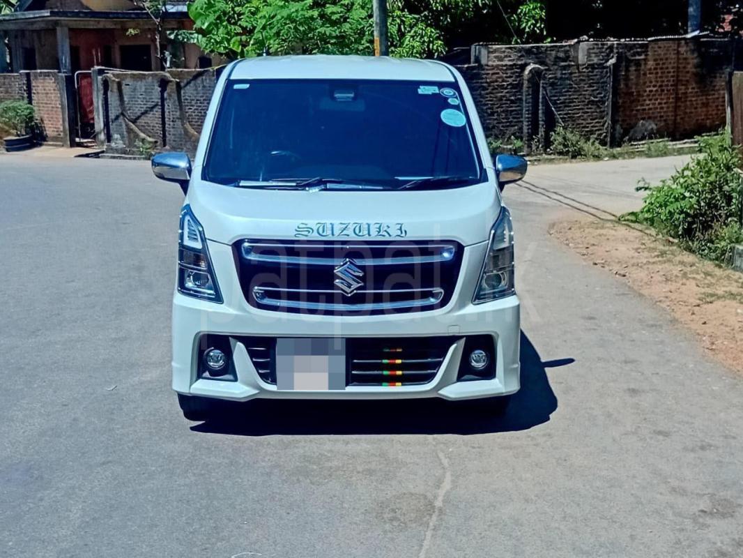 Suzuki Wagon R 2018 -  කාර් sale in Sri Lanka - patpat.lk