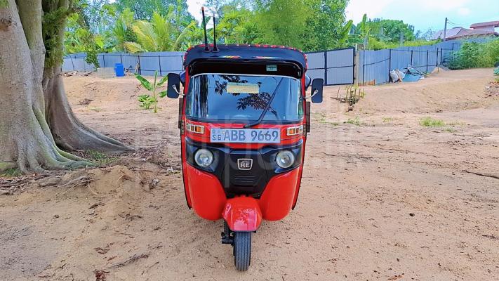 Bajaj 4 stroke 2015 -  ත්‍රිරෝද රථය sale in Sri Lanka - patpat.lk