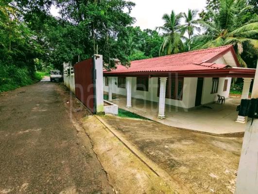 House for Sale in Mirigama
