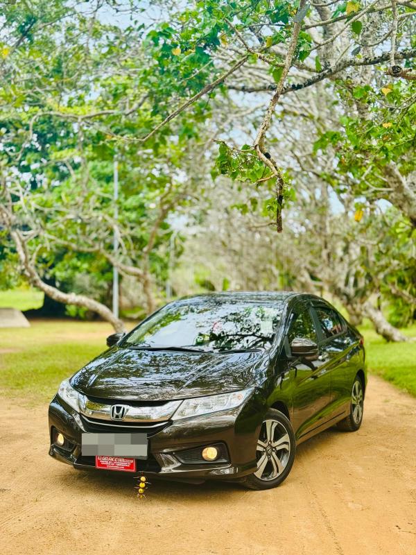 Honda Grace 2014 -  Car sale in Sri Lanka - patpat.lk