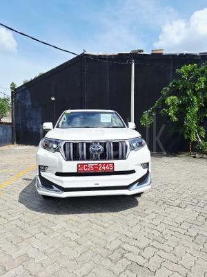 Toyota Land Cruiser Prado 2023