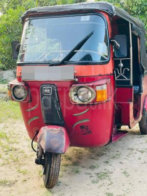 Bajaj Three Wheel 2012
