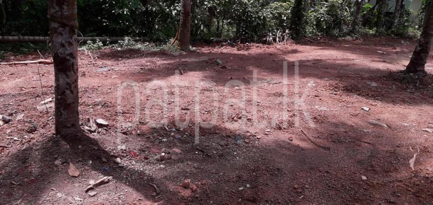 Commercial Land for Sale in Athurugiriya