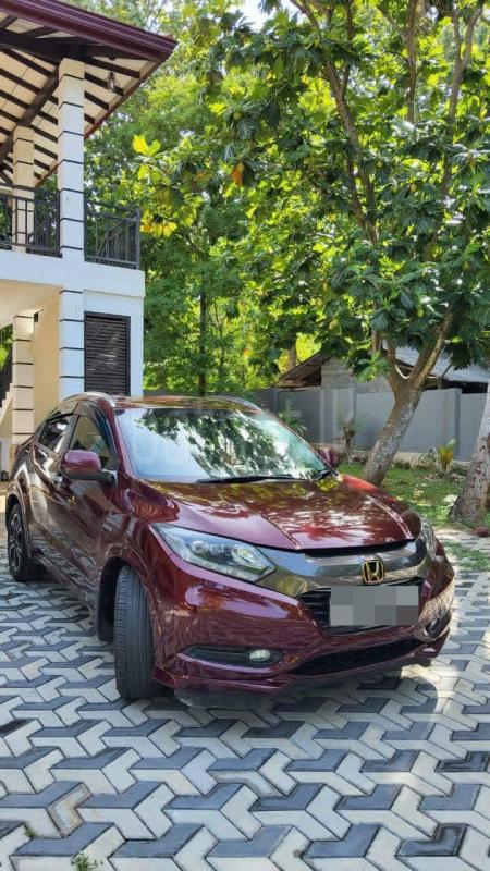 Honda Vezel 2014 -  SUV රථය sale in Sri Lanka - patpat.lk