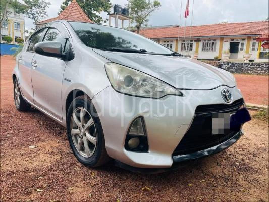 Toyota Aqua 2012 - Used Car sale in Sri Lanka - patpat.lk