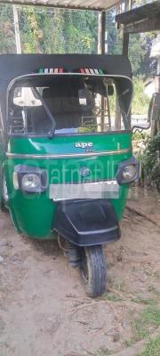 Piaggio Three Wheel 2015