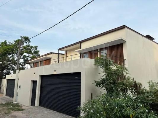 House for Sale in Talawatugoda