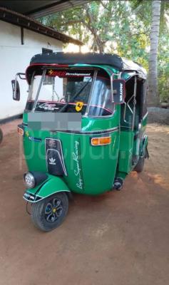 Bajaj Three Wheel 2005