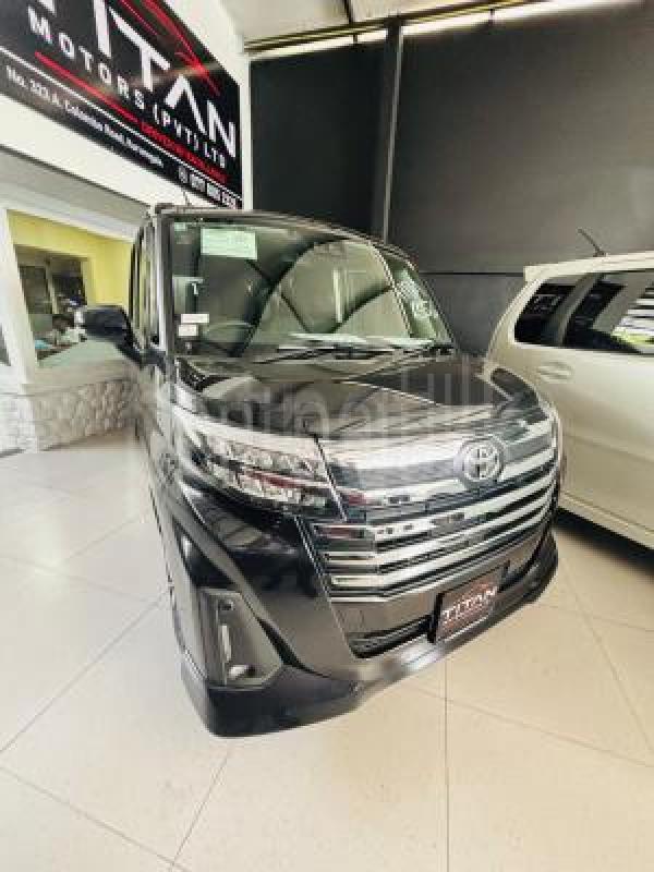 Toyota Roomy 2025 -  Van sale in Sri Lanka - patpat.lk