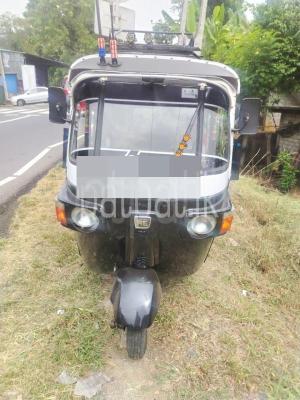 Bajaj Three Wheel 2010