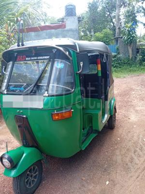 Bajaj Three Wheel 2005 - භාවිතා කරන ලද ත්‍රිරෝද රථය sale in Sri Lanka - patpat.lk