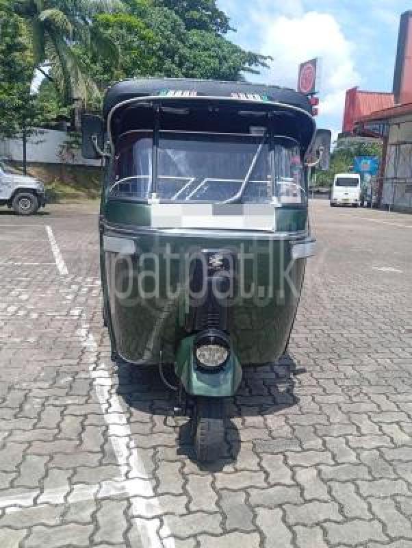 Bajaj 2 stroke 2003 -  Three wheeler sale in Sri Lanka - patpat.lk