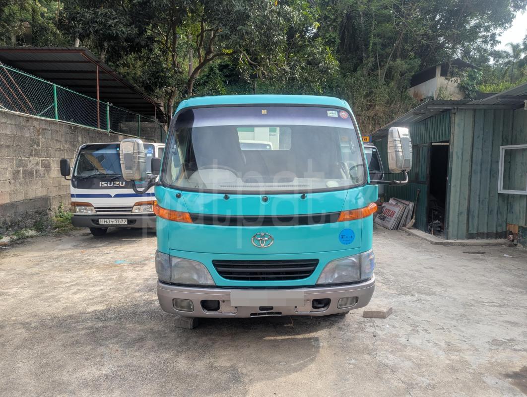 Toyota Dyna 2003 - பயன்படுத்தப்பட்டது டிரக் sale in Sri Lanka - patpat.lk