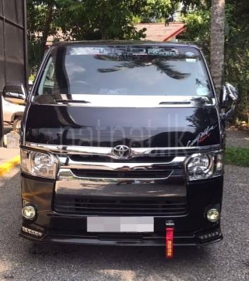 Toyota Hiace 2015 - භාවිතා කරන ලද වෑන් රථය sale in Sri Lanka - patpat.lk