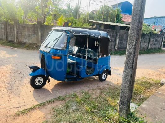Bajaj Three Wheel 2006