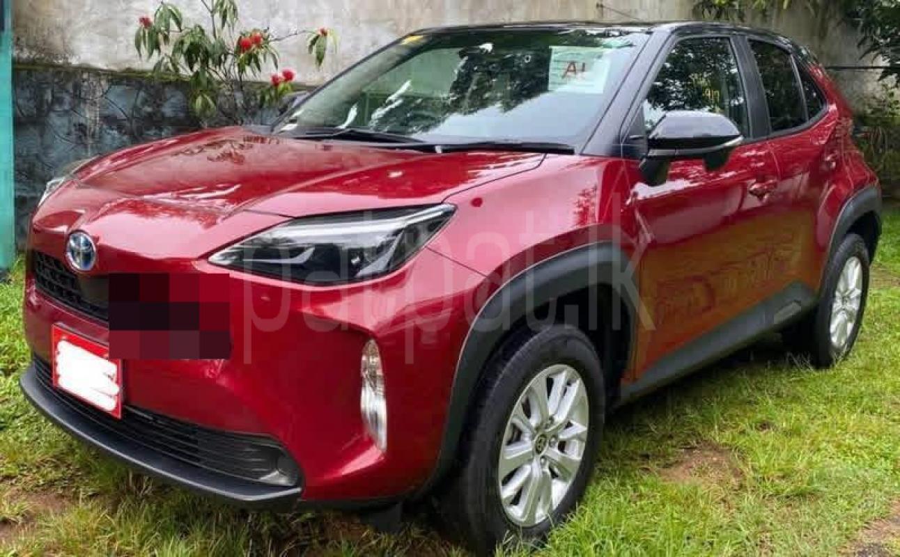 Toyota Yaris 2023 -  SUV රථය sale in Sri Lanka - patpat.lk
