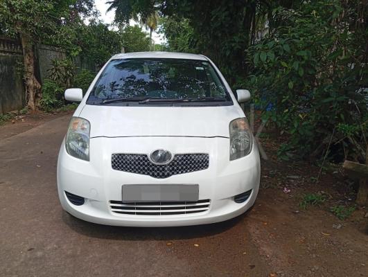 Toyota Vitz 2007 - பயன்படுத்தப்பட்டது கார் sale in Sri Lanka - patpat.lk