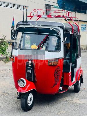 Bajaj 2 stroke 2002 - பயன்படுத்தப்பட்டது முச்சக்கர வண்டி sale in Sri Lanka - patpat.lk