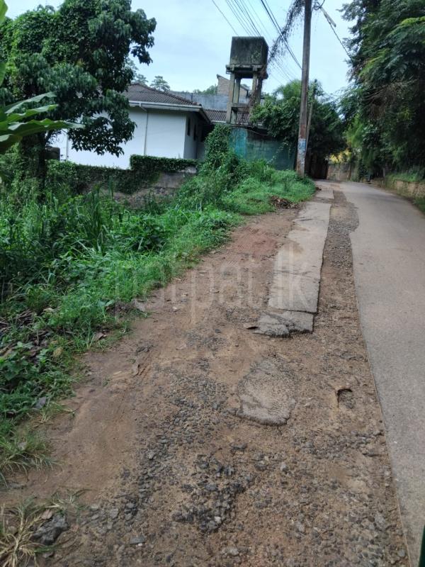 Residential Land for Sale in Asgiriya