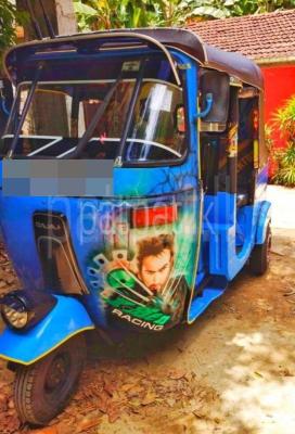 Bajaj Three Wheel 2009