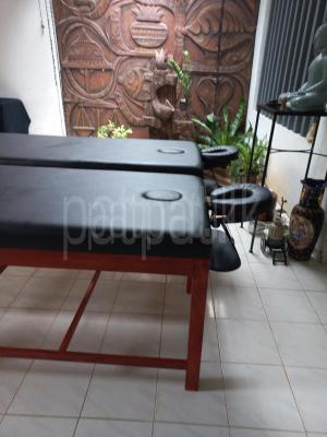 MASSAGE THERAPY BEDS