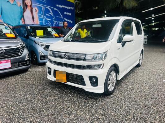 Suzuki Wagon R 2018 -  කාර් sale in Sri Lanka - patpat.lk