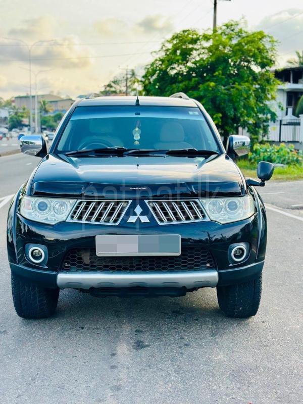 Mitsubishi Montero Sport 2012 -  SUV sale in Sri Lanka - patpat.lk