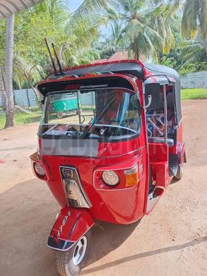 Bajaj Three Wheel 2013