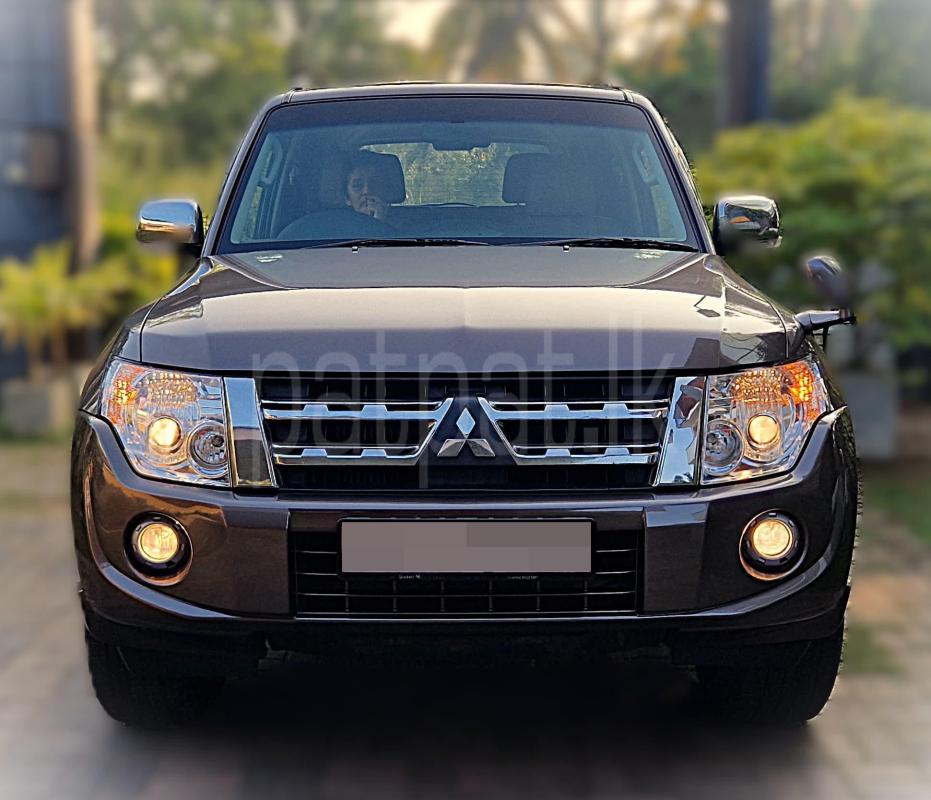 Mitsubishi Montero 2013 - பயன்படுத்தப்பட்டது SUV sale in Sri Lanka - patpat.lk
