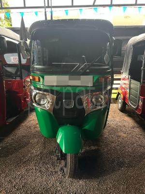 Bajaj 4 stroke 2016 - பயன்படுத்தப்பட்டது முச்சக்கர வண்டி sale in Sri Lanka - patpat.lk