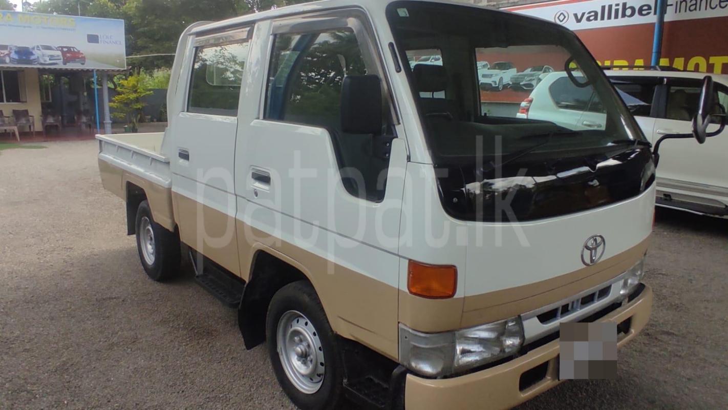 Toyota Crew Cab 1999 - භාවිතා කරන ලද ට්‍රක් රථය sale in Sri Lanka - patpat.lk