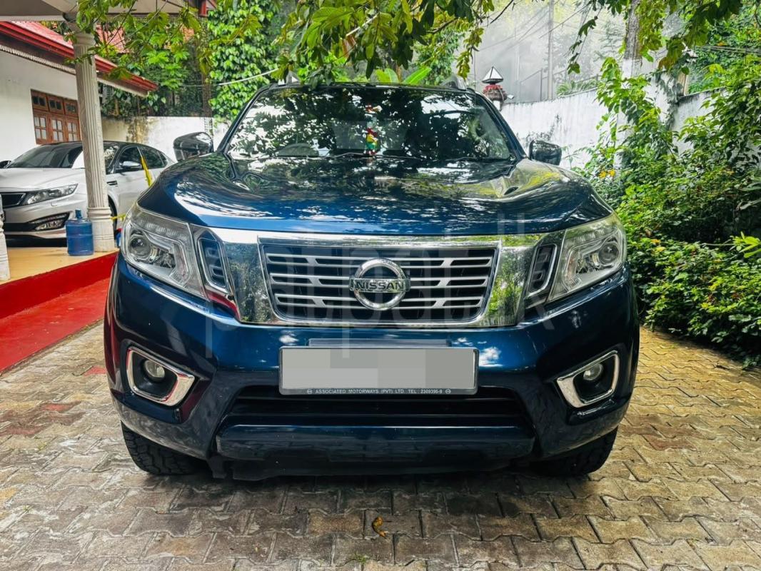 Nissan Navara 2016 - භාවිතා කරන ලද SUV රථය sale in Sri Lanka - patpat.lk