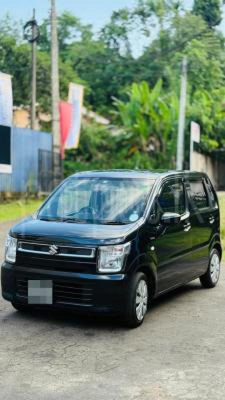 Suzuki Wagon R 2017 -  Car sale in Sri Lanka - patpat.lk