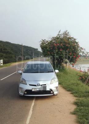 Toyota Prius 2013 - Used Car sale in Sri Lanka - patpat.lk