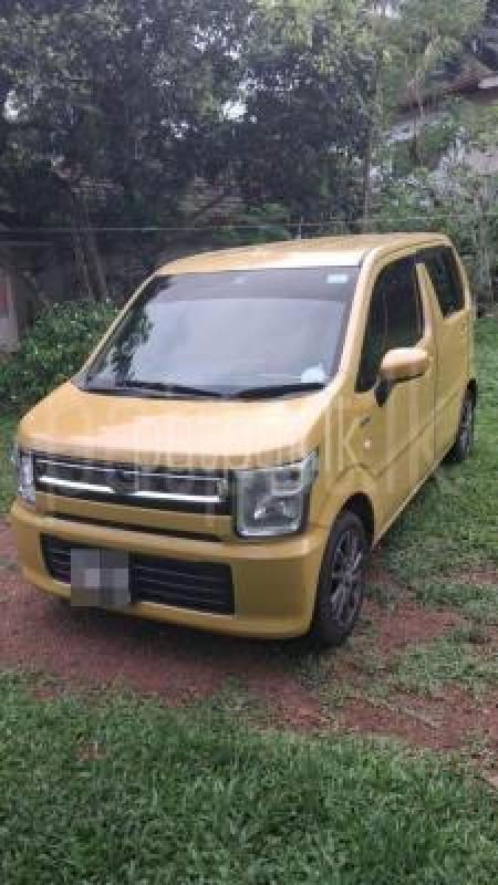 Suzuki Wagon R 2017 - பயன்படுத்தப்பட்டது கார் sale in Sri Lanka - patpat.lk