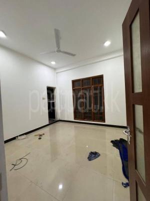 House for Sale in Gampola