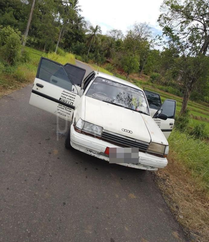 Nissan ExSunny 1990 -  Car sale in Sri Lanka - patpat.lk