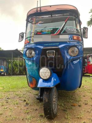 Bajaj 4 stroke 2015 -  Three wheeler sale in Sri Lanka - patpat.lk