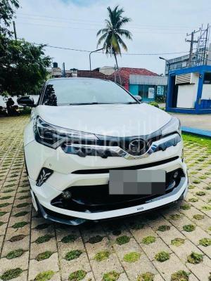 Toyota CHR 2017 -  SUV sale in Sri Lanka - patpat.lk