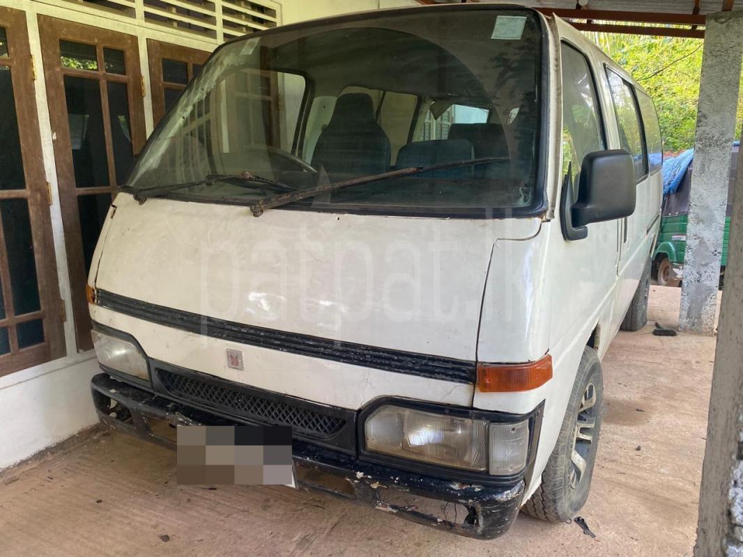 Isuzu Fargo 1990 - භාවිතා කරන ලද වෑන් රථය sale in Sri Lanka - patpat.lk