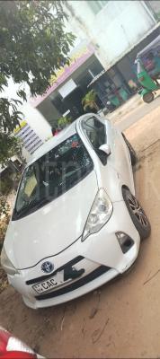 Toyota Aqua 2014 - பயன்படுத்தப்பட்டது கார் sale in Sri Lanka - patpat.lk