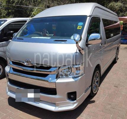 Toyota Hiace 2015 - භාවිතා කරන ලද වෑන් රථය sale in Sri Lanka - patpat.lk