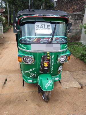 Bajaj Three Wheel 2011