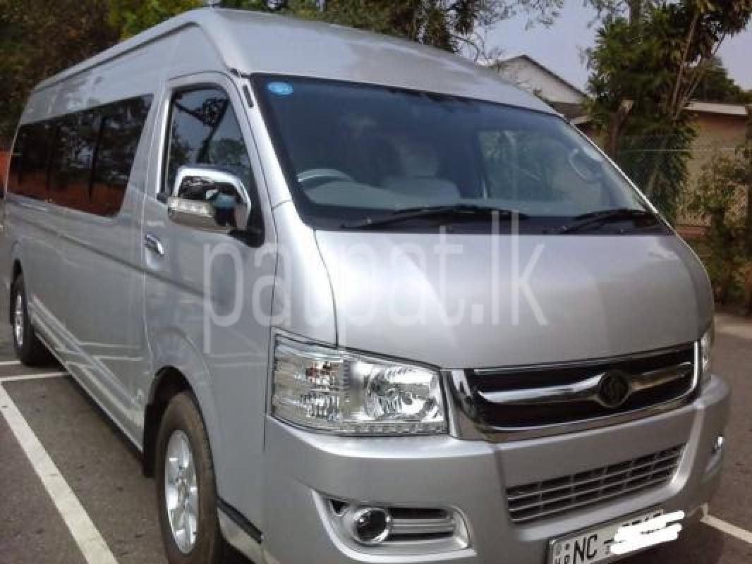 Toyota Hiace 2014 - பயன்படுத்தப்பட்டது வேன் sale in Sri Lanka - patpat.lk