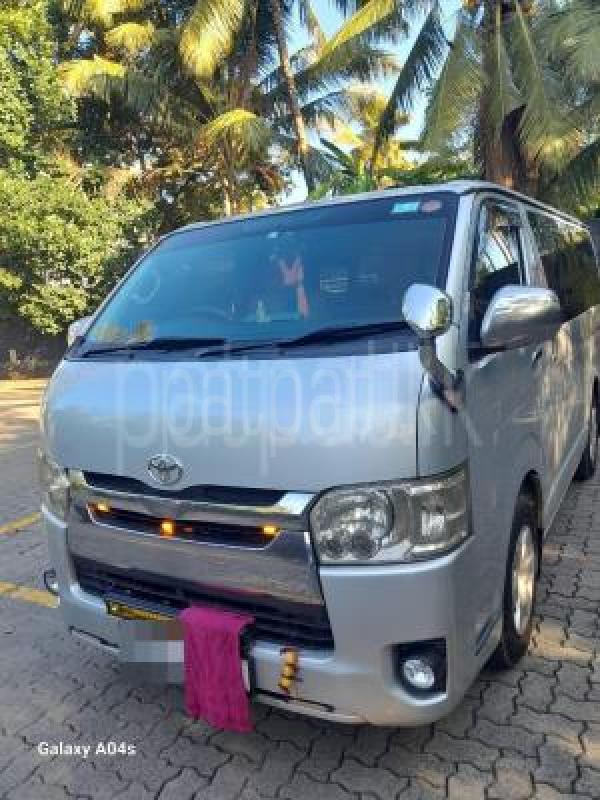 Toyota HIACE DX  2014 - Used Van sale in Sri Lanka - patpat.lk