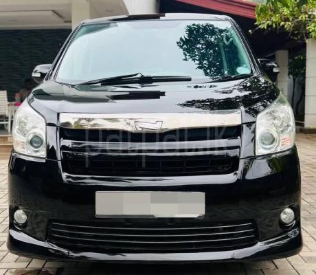 Toyota Noah 2010 - Used Van sale in Sri Lanka - patpat.lk