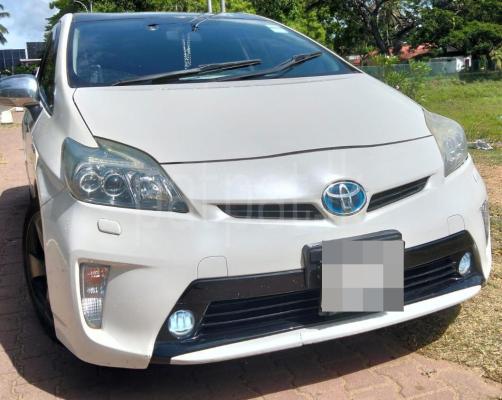 Toyota Prius 2012 - பயன்படுத்தப்பட்டது கார் sale in Sri Lanka - patpat.lk